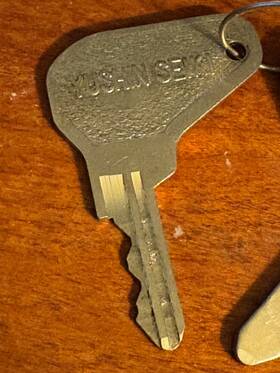 Agco 1035 2- Massey Ferguson 1045 Tractors Ignition Switch Key 3280867m2 /72101461