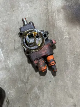 100xt Allis-chalmers 190 Traction Booster Valve Tag #6887 100xt Allis-chalmers 190 Traction Booster Valve Tag #6887