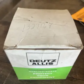 1327168 Allis-chalmers Nos Deutz Oem Temperature Gauge