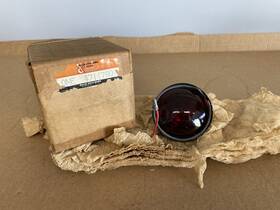 Allis-chalmers 4711790 Nos Allis-chalmers Tractor Tail Light Original Oem In Box 1940s 1950s
