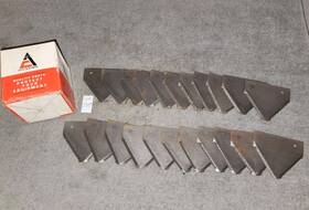 Allis Chalmers 500760 Vintage Parts Accessories Sickle Sections Box Of 22 Oem