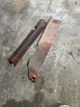 6893 Allis-chalmers 160 Seat Mounts Tag #6893