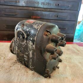 American Bosch Mjb6-101 Magneto 6cyl Base Mount - For Parts Or Rebuild