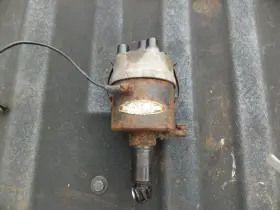 G148 Case 430 Tractor Part. Engine Ignition Distributor