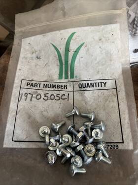 Case Ih 1970505c1 22 Nos Carriage Bolts With Nuts