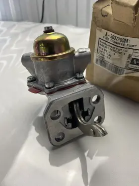 A-3637290m Case Ih International Harvester Fuel Lift Transfer Pump