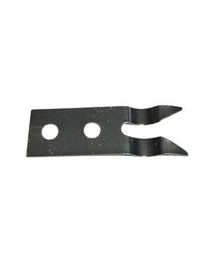 Cnh 1333190c1 1333180c1 Ih Tractor Side Panel Clip 495 595 695 885 995 4210 4240
