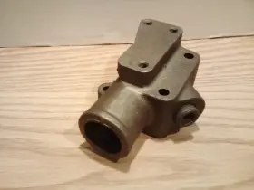 B906431 Cummins 3914414 4929599 / Thermostat Housing For Diesel Engine