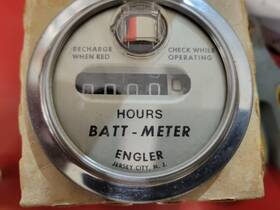 Engler R36n-g Nos Hour Batt-meter New Old Stock In Box Tractor