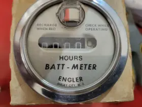 R36n-g Engler Nos Hour Batt-meter New Old Stock In Box Tractor R36n-g Engler Nos Hour Batt-meter New Old Stock In Box Tractor