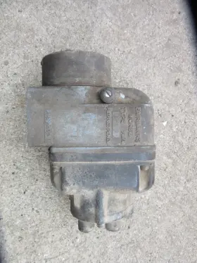 J4a7 Fairbanks Morse Engine Old 4 Cylinder Magneto Base Mount - Parts Or Repair