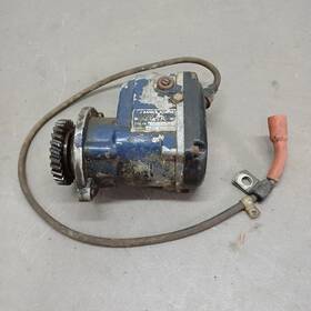 Fairbanks Morse Engine Xd187 O. Type Fm Magneto Parts Are Fixer-upper. Untested
