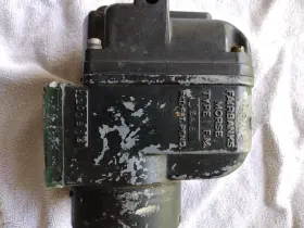 Fmj-2 Fairbanks Morse Vintage Magneto 2 Cyl Ccw Rot. Base Mount