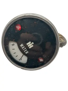 399322r92 Farmall 121604c2 Ih International Gauge Cluster Nos Rare 399322r92 Farmall 121604c2 Ih International Gauge Cluster Nos Rare