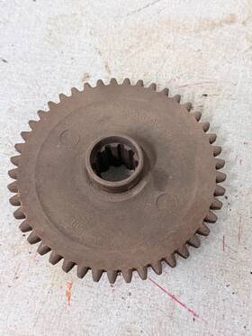 Farmall 351059r1 International C Tractor Ih Ihc 1st Reverse Countershaft Gear