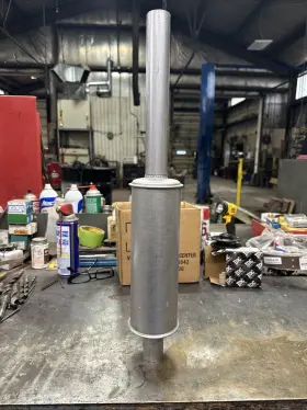 351436r92 Farmall International Cub Tractor Vertical Exhaust Muffler #351436r92