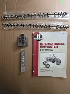 364044r1 Farmall Ih International Cub Side Emblems Manual More