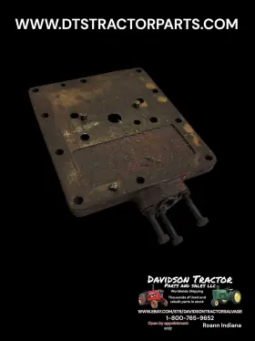 370891r1 Farmall Ihc 560 Hydraulic Pump Mounting Plate 370891r1 Farmall Ihc 560 Hydraulic Pump Mounting Plate
