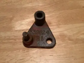 384189r12 Farmall Ih 539624r1 Over Center Pto Lever International Oem 384189r12 Farmall Ih 539624r1 Over Center Pto Lever International Oem