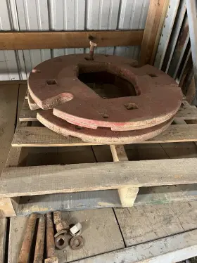 6818-d Farmall / International Rear Wheel Weights Pair