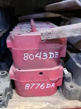8776da Farmall Cylinder Head For H- Model Tractor 4 Gas