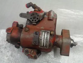Dgv-c-l-435176 Farmall 350. D-193 Continental Diesel Engine Roosa-master Injection Pump Dgv-c-l-435176 Farmall 350. D-193 Continental Diesel Engine Roosa-master Injection Pump