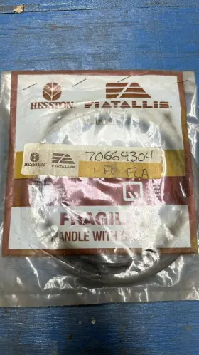 70664304 Fiat Hesston Seal Lot Of 4