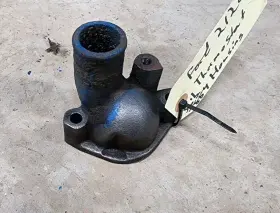 2110 Ford 2150 Original Thermostat Housing Off 2120 For 2100 Tractor