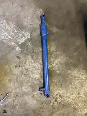1900 Ford 2842 Tractor 770a Lift Cylinders