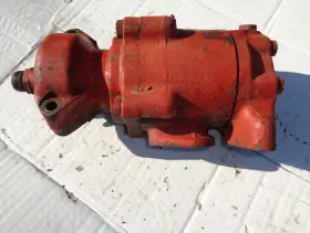 600-640-800-840-801-841-861 Ford Tractor Hydraulic Pump Round Piston Style 600-640-800-840-801-841-861 Ford Tractor Hydraulic Pump Round Piston Style