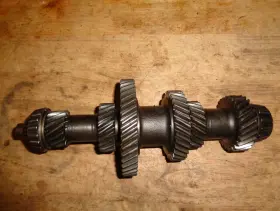 861-860-661-660 Ford 660-661-860-861 Tractor Transmission 5 Speed Main Cluster Shaft And Gears 861-860-661-660 Ford 660-661-860-861 Tractor Transmission 5 Speed Main Cluster Shaft And Gears