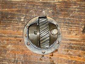 Ford 800-850-801-861 Tractor 800-850-861 Transmission Reverse Idler 5 Speed