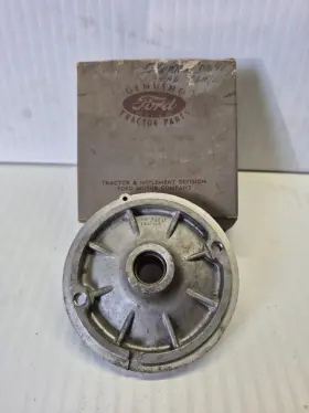 8n-11130 Ford Starter Drive End Plate 8n Tractor Original Part And Box Nos