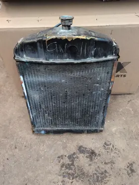 8n8005 Ford Radiator 2n 8n 9n 8n8005 Ford Radiator 2n 8n 9n