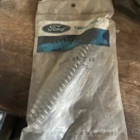 D8nn Ford B543 Nos Tractor Oem Spring Aa