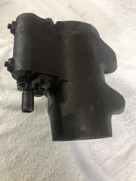 Ford C5nn-477-b Original Tractor Hydraulic Lift Cylinder Prt#