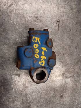 Ford D6nn-k911b 5000 Used Original Tractor Hydraulic Valve Part #