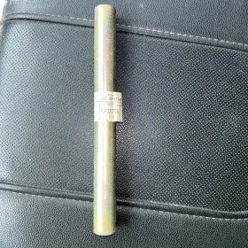 F0nn-10n680-aa Ford Pin Made In Great Britain F0nn-10n680-aa Ford Pin Made In Great Britain