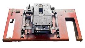 Ih 527591r5 533223r91 And Seat Suspension Rear Top Cover 574 464 674 2500