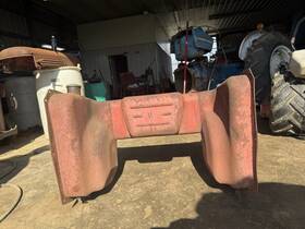 Ih 529371r92 Tractor Fuel Tank 574 674 2500a 584 684 784 884