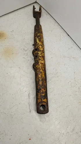 376528r2 International 2504 Ih 3pt Hitch Left Lift Arm 376528 R2 - Needs Work