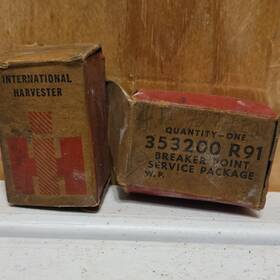 International Harvester 353171r91 Breaker Point 353200r91 Service Package