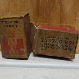 353200r91 International Harvester 353171r91 Breaker Point Service Package 353200r91 International Harvester 353171r91 Breaker Point Service Package