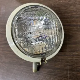 376849r91 International Harvester Oem Light Mfg. By Guide Lamp