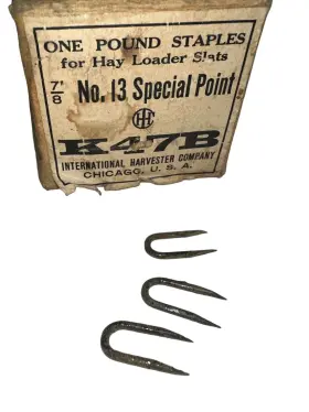 K47b International Harvester Company One Pound Staples Hay Loader Slats 7/8ft No. 13