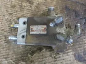 852057r91 International Vz67x1 500e Crawler Power Steering Control Valve Hydreco