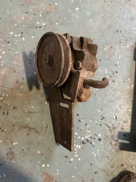 6566 John Deere Pump Tag #6566