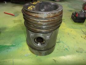John Deere A-1276 620 630 Piston 0.90 Oversize