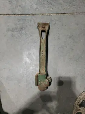 A3485r John Deere A B G R 50 60 70 80 Umbrella Bracket