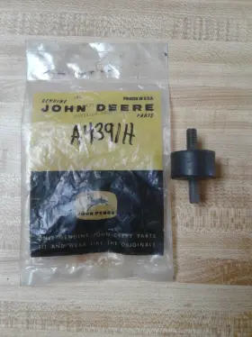 A4391h John Deere Radiator Mount